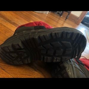 Kamik winter boots. Kids size 13.